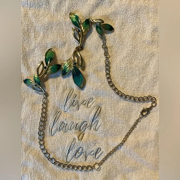 Silver Tone Necklace w/Blue Rhinestones Elegant Teal Flecked Leaf Short- Vintage - Picture 14 of 16